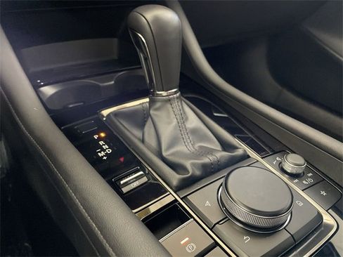 Used 2025 MAZDA MAZDA3 Hatchback w/ Appearance Package image 27