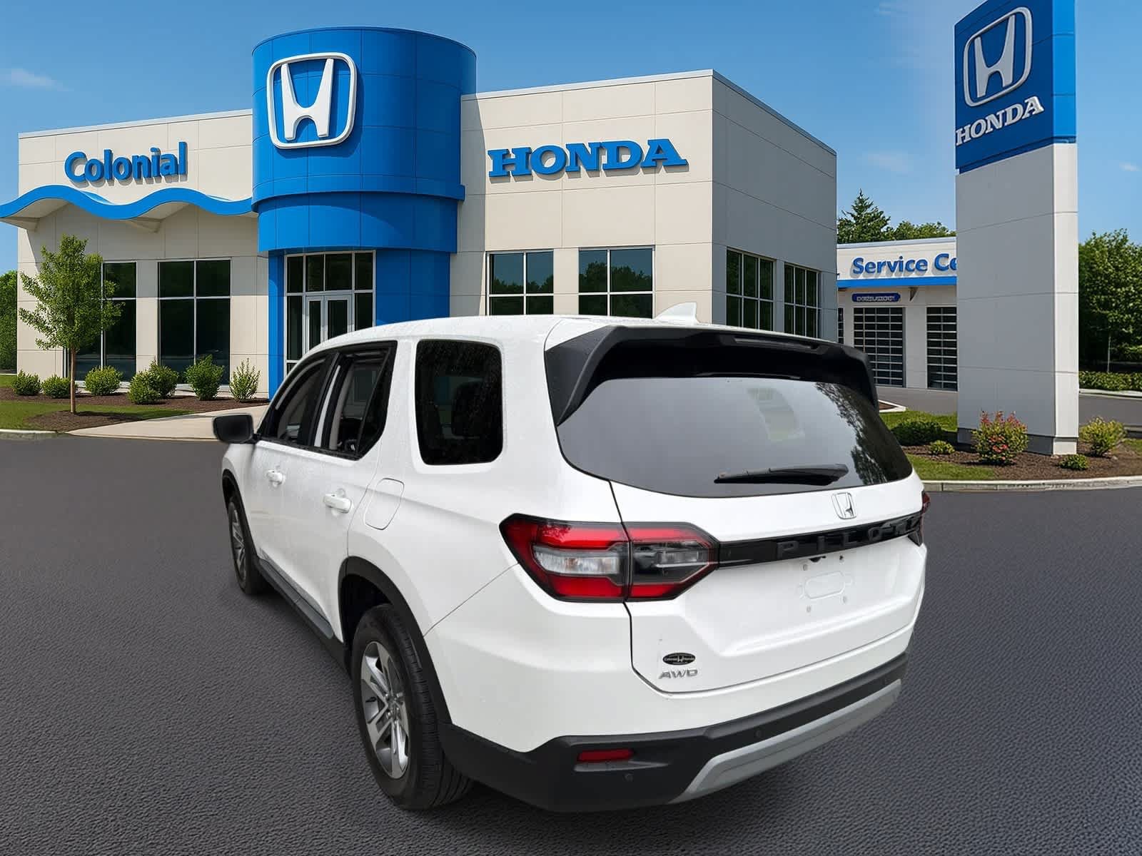 Used 2023 Honda Pilot EX-L image 4