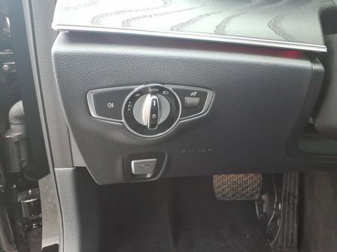 Certified 2021 Mercedes-Benz E 450 4MATIC Sedan image 17