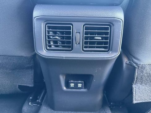 Used 2019 Toyota RAV4 XLE w/ Convenience Package image 21