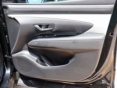 New 2025 Hyundai Santa Cruz SEL image 9