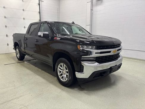 Used 2021 Chevrolet Silverado 1500 LT AWD/4WD image 2