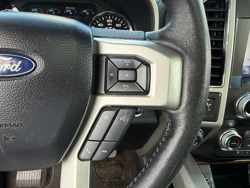 Used 2020 Ford F150 Lariat w/ Equipment Group 502A Luxury AWD/4WD image 11