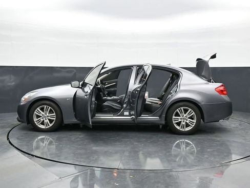 Used 2015 INFINITI Q40 w/ Navigation Package image 45