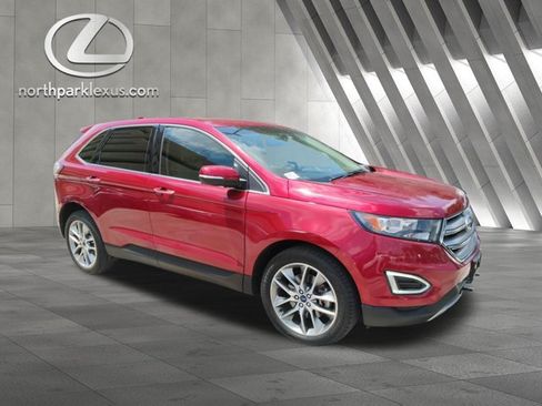 Used 2016 Ford Edge Titanium FWD image 5