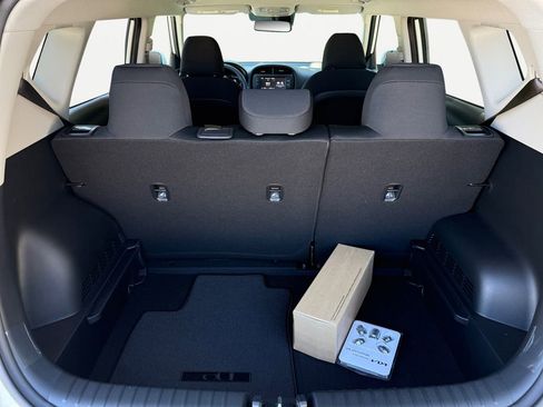 New 2025 Kia Soul LX image 16