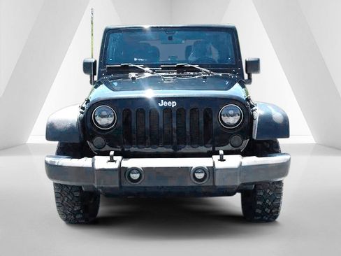 Used 2013 Jeep Wrangler Sport AWD/4WD image 2