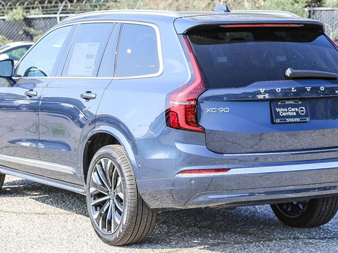 Used 2025 Volvo XC90 B6 Plus w/ Protection Package Premier AWD/4WD image 8