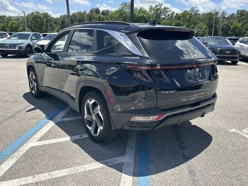 Certified 2024 Hyundai Tucson SEL w/ Convenience Package FWD image 8