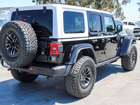 New 2026 Jeep Wrangler Unlimited Rubicon AWD/4WD image 8