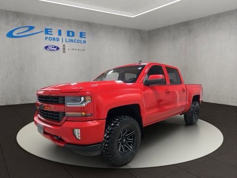 Used 2016 Chevrolet Silverado 1500 LT w/ All Star Edition image 2