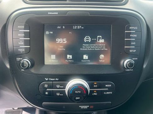 Used 2019 Kia Soul w/ Convenience Package FWD image 24