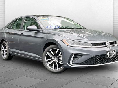 Used 2025 Volkswagen Jetta SE