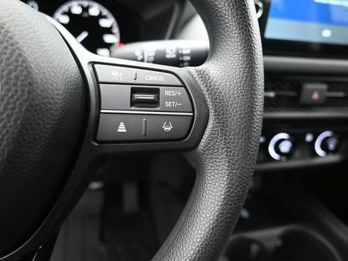 New 2026 Honda HR-V LX image 16