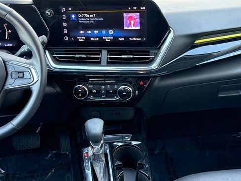 Certified 2024 Chevrolet Trax ACTIV w/ Sunroof Package image 30