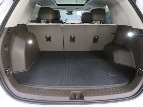 New 2026 GMC Terrain Denali w/ LPO, Floor Liner Package image 8