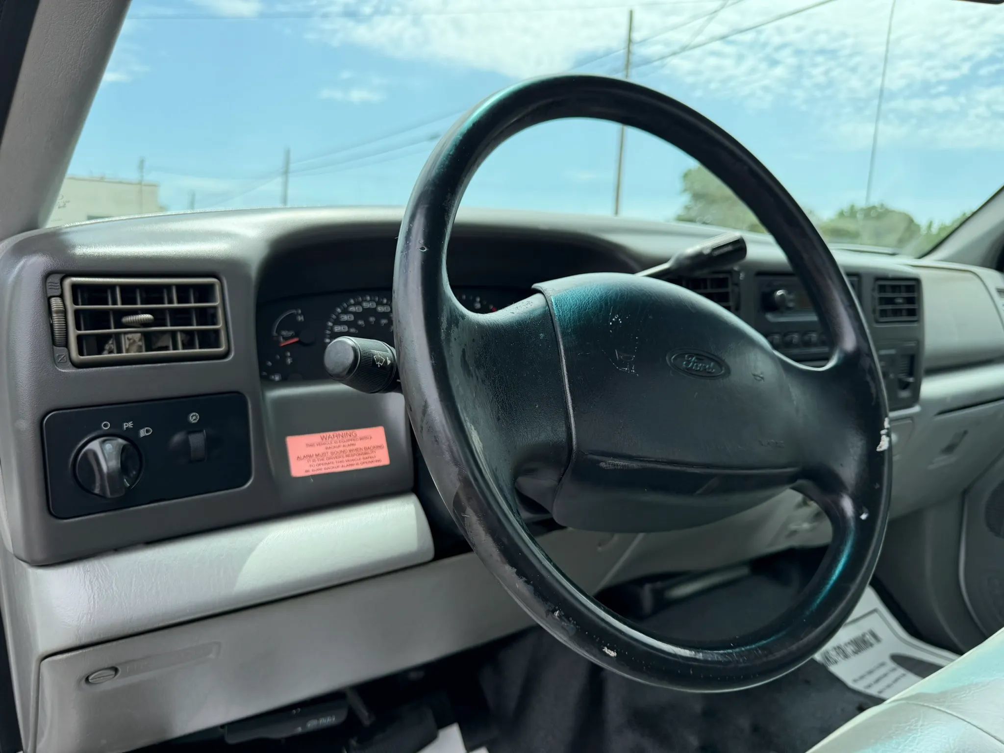 Used 2002 Ford F450 2WD Regular Cab Super Duty image 29