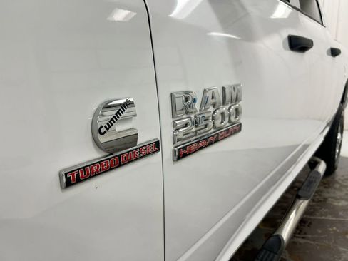 Used 2015 RAM 2500 Tradesman w/ Chrome Appearance Group AWD/4WD image 24