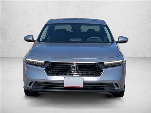 Used 2023 Honda Accord EX image 2
