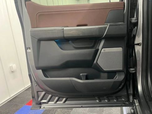 Used 2022 Ford F150 Lariat w/ Equipment Group 502A High image 18