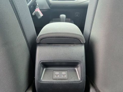 Used 2024 Toyota Corolla LE FWD image 25