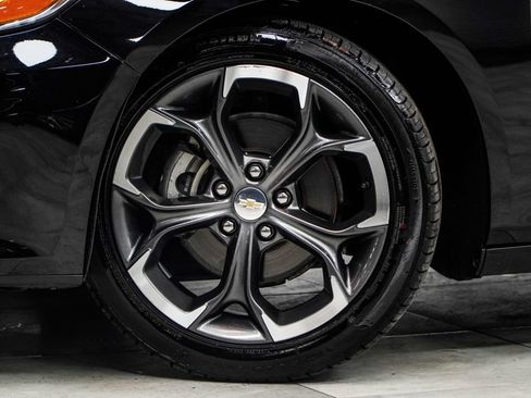 Used 2023 Chevrolet Malibu LT FWD image 3