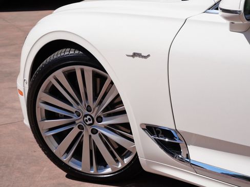 Used 2022 Bentley Continental GT Speed image 12