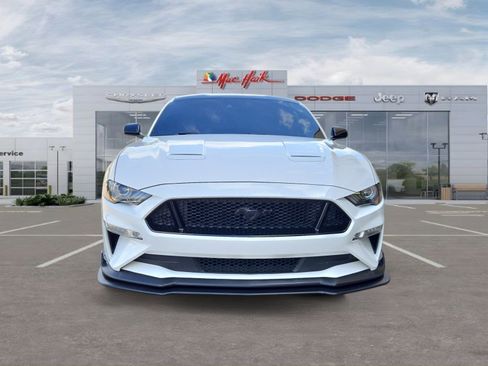 Used 2021 Ford Mustang GT Premium w/ Black Accent Package RWD image 8