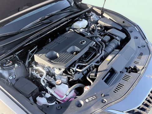 Used 2025 Lexus ES 300h F Sport image 52