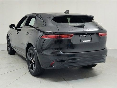 Used 2021 Jaguar F-PACE S image 4