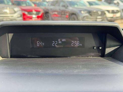 Used 2019 Subaru Crosstrek 2.0i Premium image 24