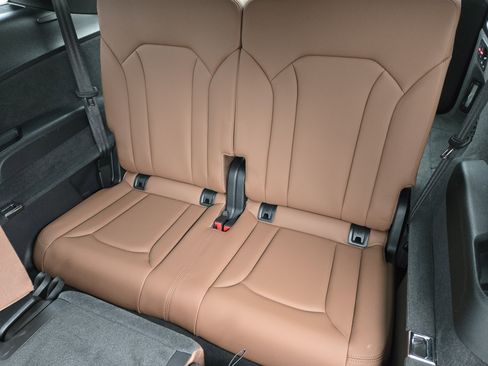 Used 2021 Audi Q7 2.0T Premium Plus w/ Premium Plus Package image 32