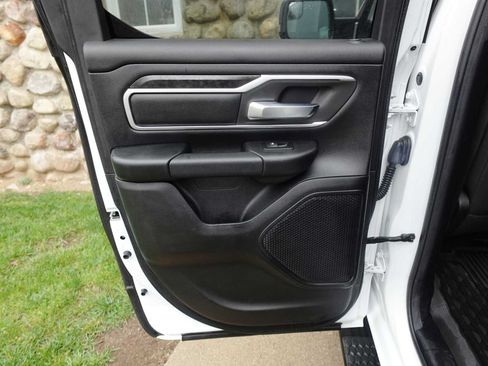 Used 2021 RAM 1500 Big Horn AWD/4WD image 24