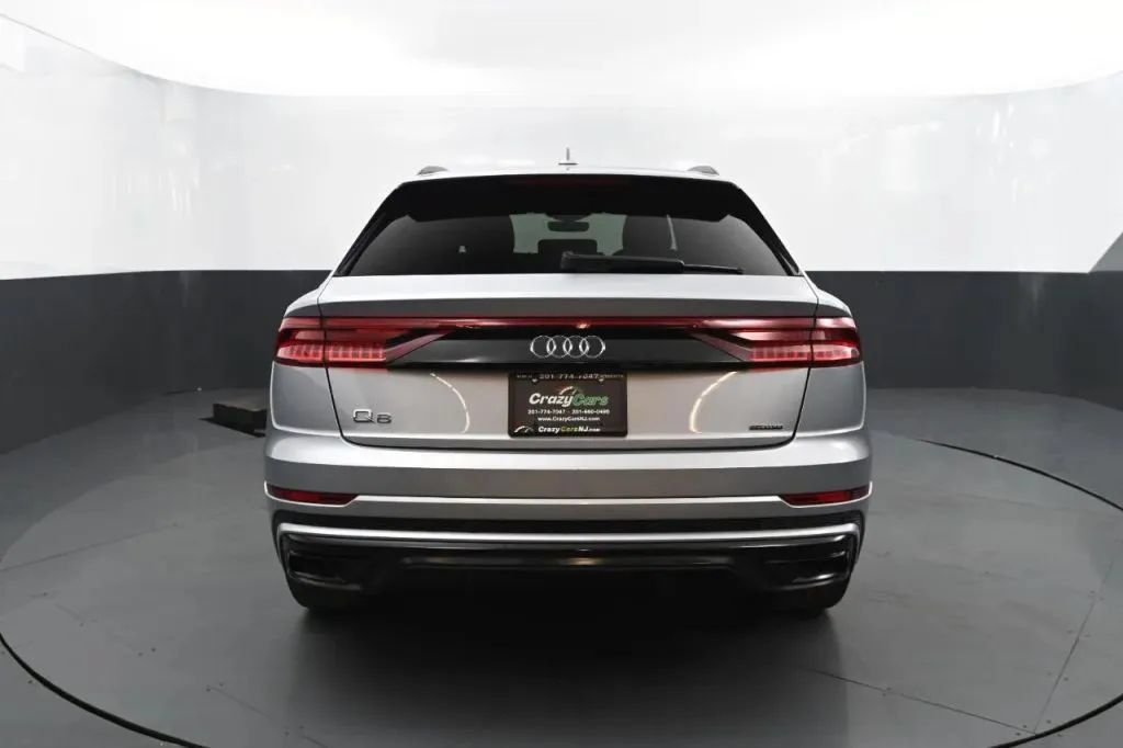 Used 2019 Audi Q8 Prestige AWD/4WD image 4
