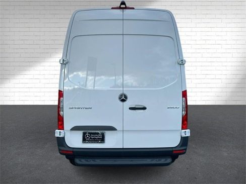 New 2025 Mercedes-Benz Sprinter 2500 image 8