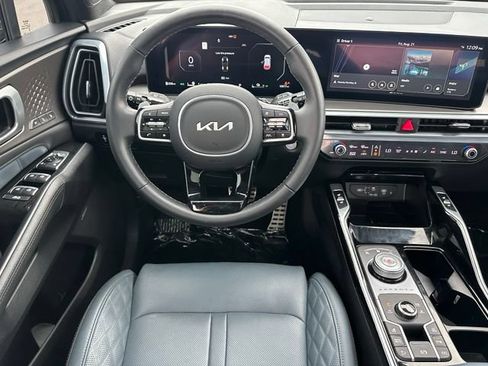 Used 2025 Kia Sorento SX Prestige AWD/4WD image 19
