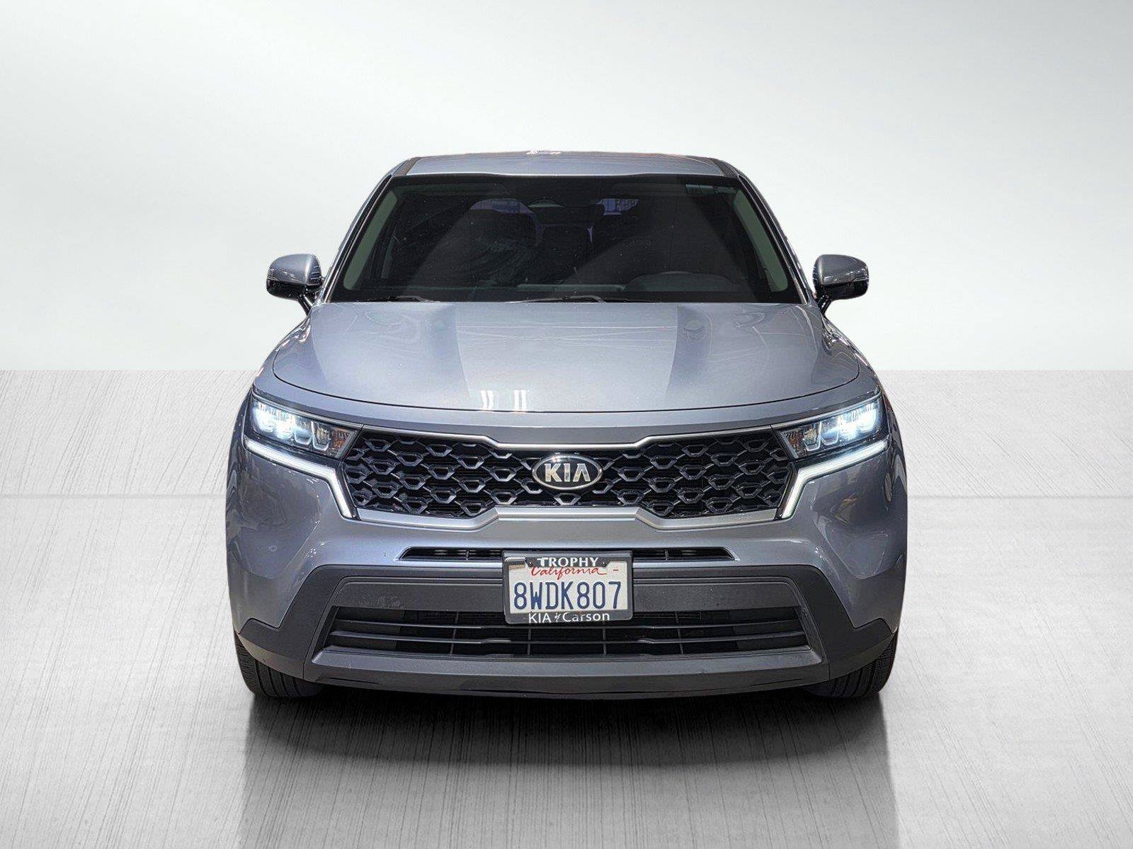 Used 2021 Kia Sorento LX FWD image 2