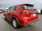 Used 2017 Nissan Rogue S image 3