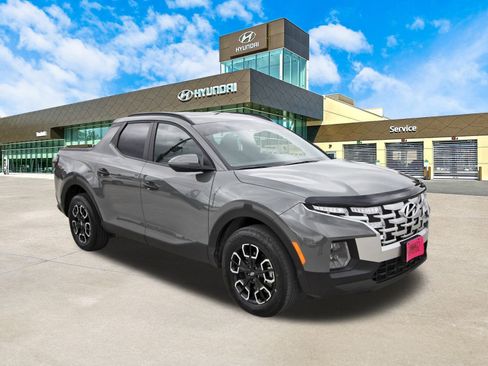 Used 2024 Hyundai Santa Cruz SEL w/ Activity Package image 3