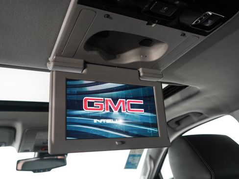 Used 2020 GMC Yukon XL SLT w/ Open Road Package AWD/4WD image 18