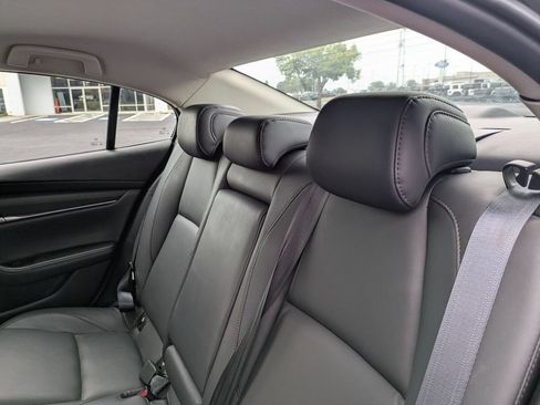 Used 2024 MAZDA MAZDA3 s FWD image 25