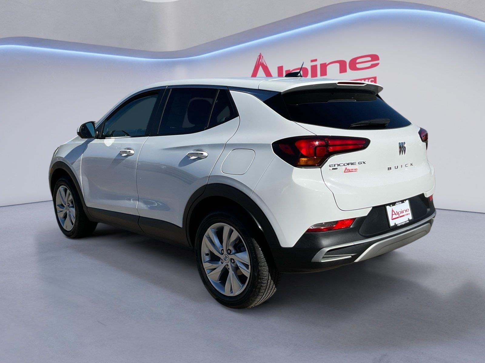 Certified 2024 Buick Encore GX Preferred AWD/4WD image 3