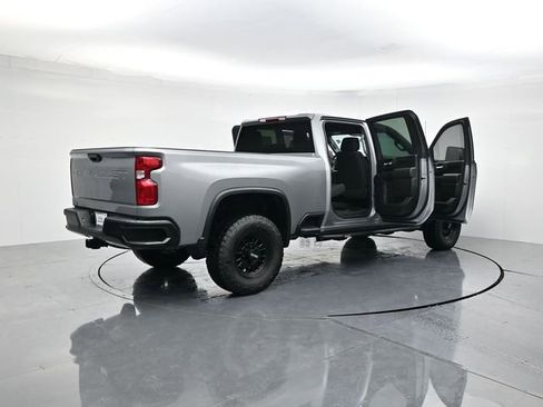 Used 2024 Chevrolet Silverado 2500 Custom w/ Z71 Off-Road Package image 49