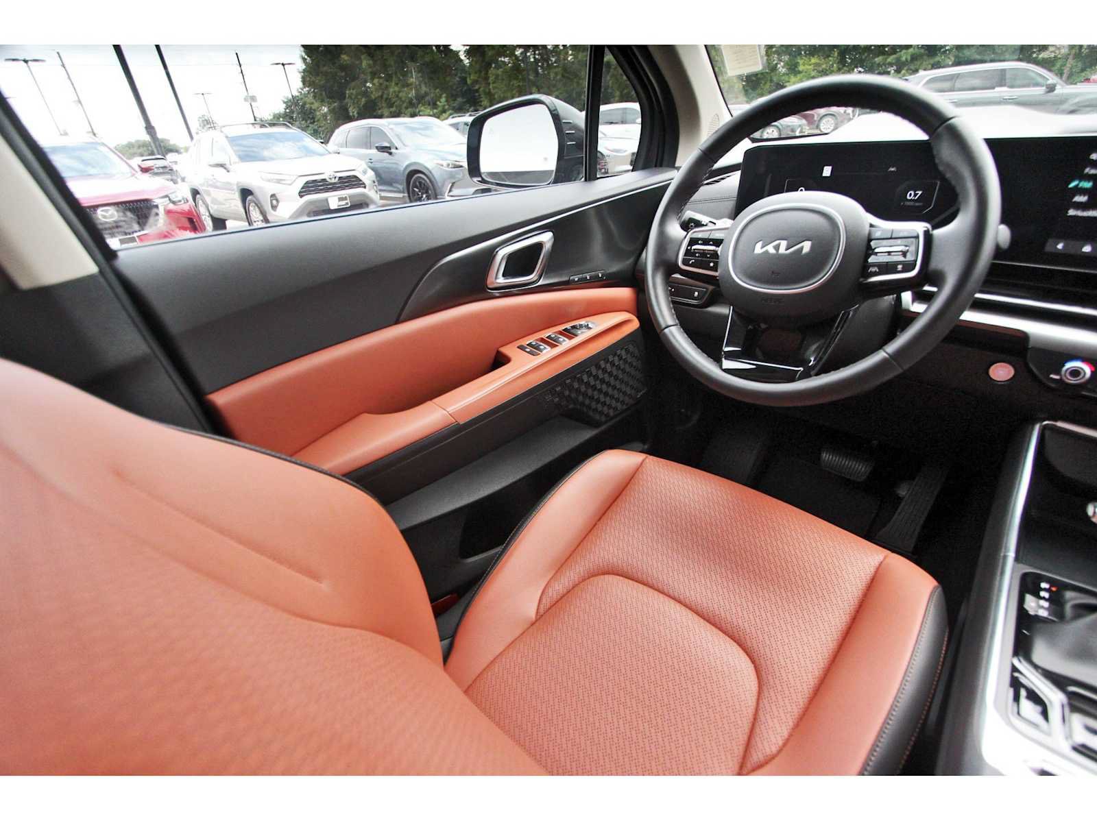 Used 2025 Kia Carnival SX Prestige FWD image 6