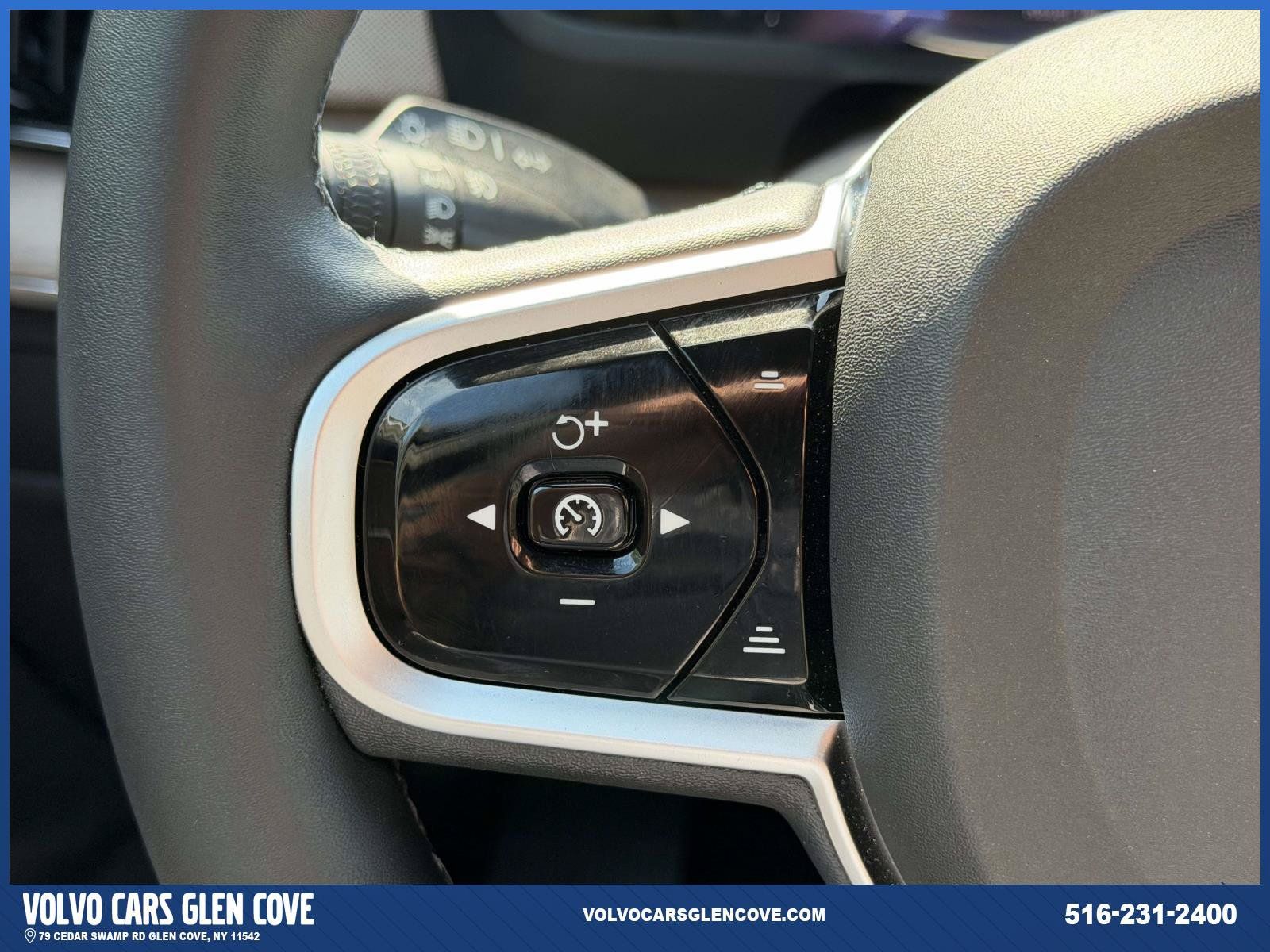 Used 2026 Volvo XC90 B5 Plus w/ Protection Package Premier AWD/4WD image 23