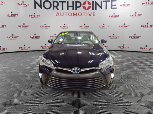 Used 2017 Toyota Camry XLE image 9