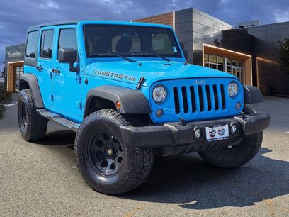 Used 2017 Jeep Wrangler Unlimited Rubicon w/ Connectivity Group
