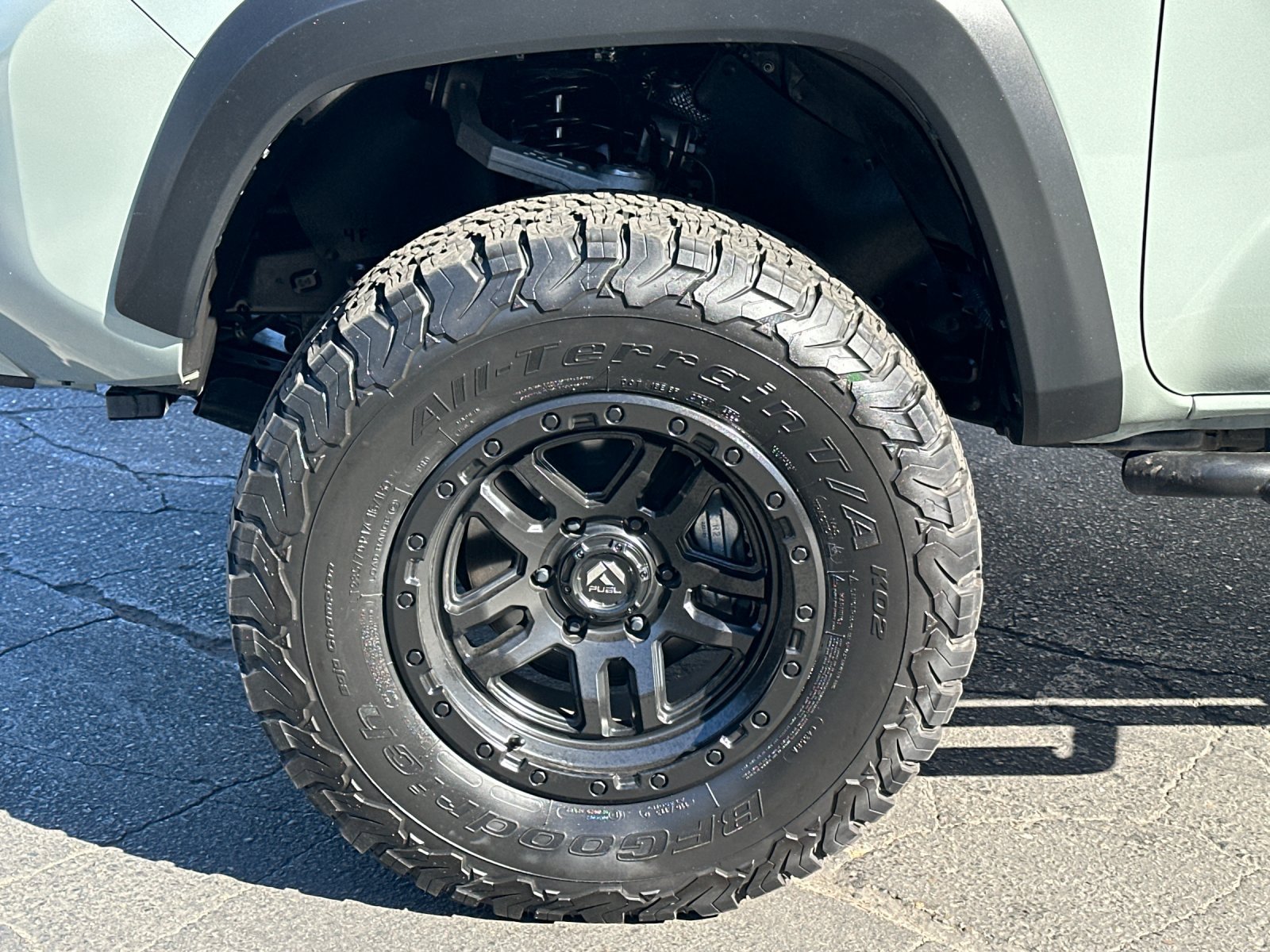 Used 2023 Toyota Tacoma TRD Off-Road AWD/4WD image 25