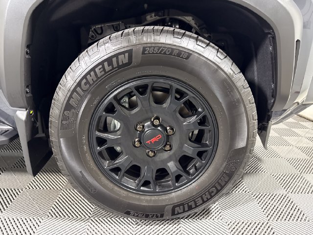 Certified 2026 Toyota 4Runner TRD Off-Road Premium AWD/4WD image 11