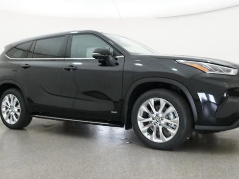 New 2026 Toyota Highlander Limited image 28